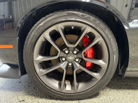 More photos of 2021 Dodge Challenger R/T Scat Pack at Seay Motors, KY