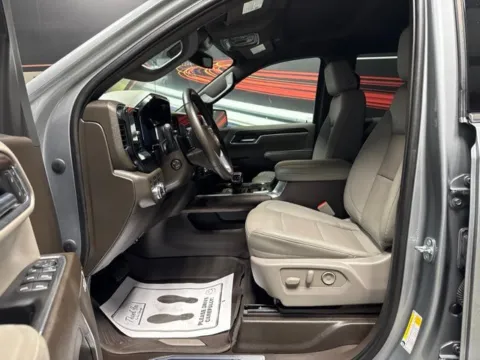 More photos of 2023 GMC Sierra 1500 SLT at Seay Motors, KY