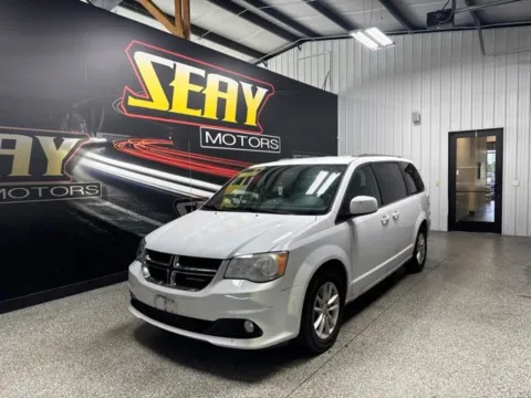 White 2018 Dodge Grand Caravan SXT for sale in Mayfield, KY