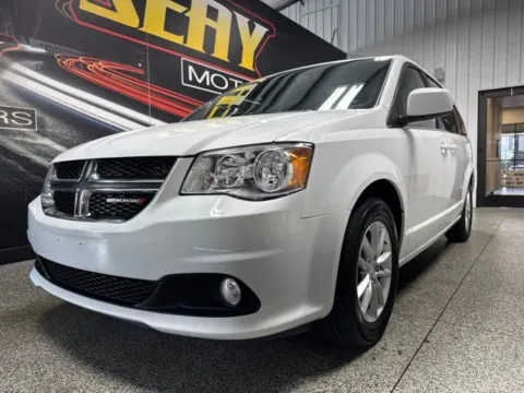 Photos of 2018 Dodge Grand Caravan SXT for sale in Mayfield, KY at Seay Motors