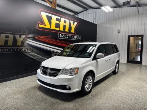 White 2018 Dodge Grand Caravan SXT for sale in Mayfield, KY