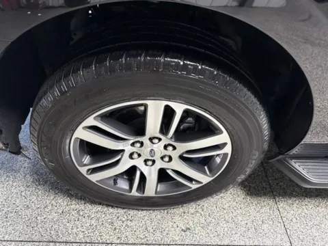 More photos of 2024 Ford Expedition Limited at Seay Motors, KY
