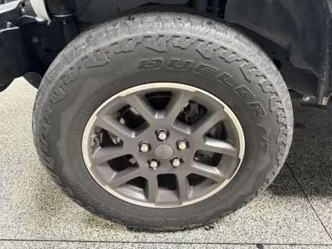 Another view of 2022 Jeep Gladiator Overland for sale in Mayfield, KY at Seay Motors