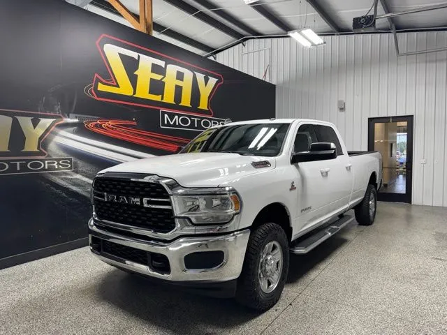 2022 RAM 2500 Big Horn 4X4 Crew Cab LWB's photo
