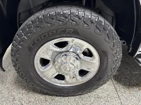More photos of 2022 Ram 2500 Big Horn at Seay Motors, KY