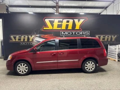 Photos of 2016 Chrysler Town & Country Touring for sale in Mayfield, KY at Seay Motors