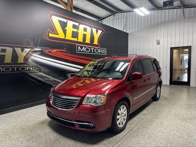 Red 2016 Chrysler Town & Country Touring for sale in Mayfield, KY
