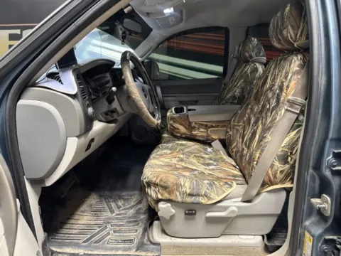 More photos of 2013 GMC Sierra 1500 SLE at Seay Motors, KY
