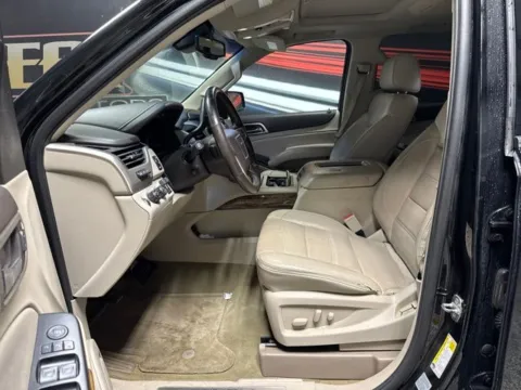 More photos of 2015 GMC Yukon Denali at Seay Motors, KY