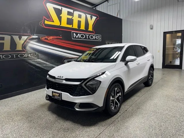 White 2023 Kia Sportage EX for sale in Mayfield, KY