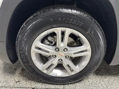 More photos of 2021 GMC Terrain SLE at Seay Motors, KY
