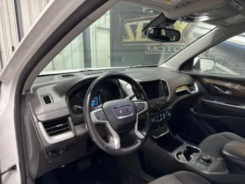 More photos of 2021 GMC Terrain SLE at Seay Motors, KY