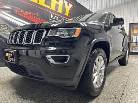 Photos of 2022 Jeep Grand Cherokee WK Laredo E for sale in Mayfield, KY at Seay Motors