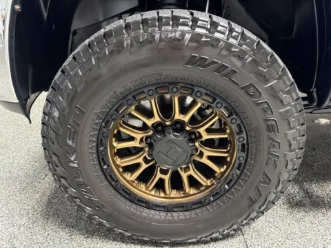More photos of 2017 Ram 2500 Big Horn at Seay Motors, KY