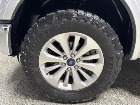 More photos of 2015 Ford F-150 Lariat at Seay Motors, KY