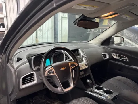More photos of 2017 Chevrolet Equinox LT at Seay Motors, KY