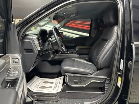 More photos of 2023 Ford F-150 Lariat at Seay Motors, KY