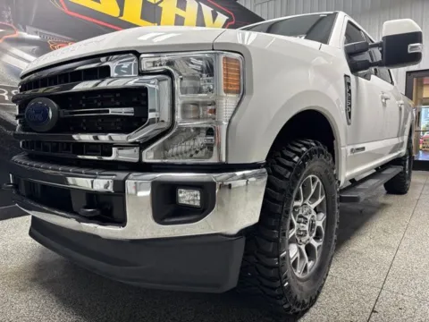 Photos of 2022 Ford F-250SD Lariat for sale in Mayfield, KY at Seay Motors