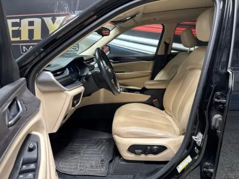 More photos of 2021 Jeep Grand Cherokee L Limited at Seay Motors, KY