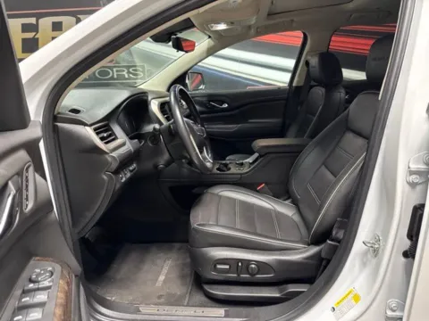 More photos of 2021 GMC Acadia Denali at Seay Motors, KY