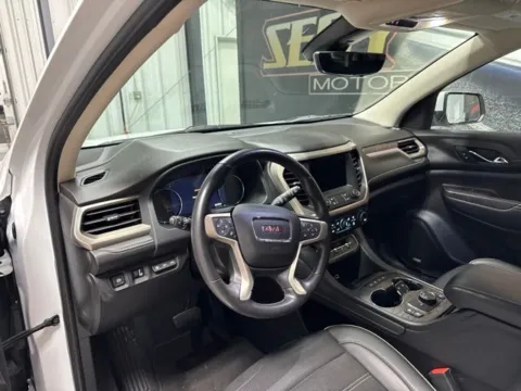 More photos of 2021 GMC Acadia Denali at Seay Motors, KY