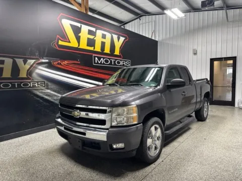 Gray 2010 Chevrolet Silverado 1500 LT for sale in Mayfield, KY