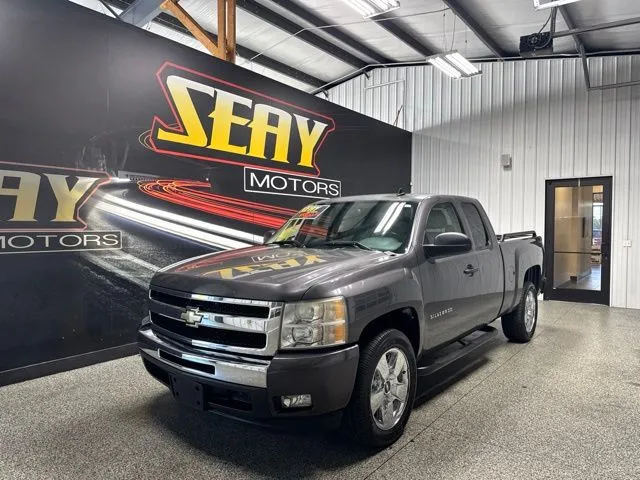 Gray 2010 Chevrolet Silverado 1500 LT for sale in Mayfield, KY