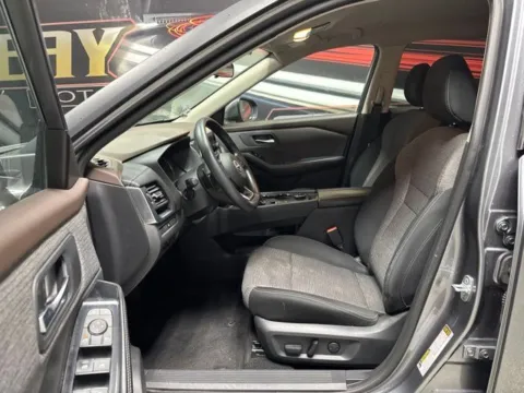 More photos of 2023 Nissan Rogue SV at Seay Motors, KY