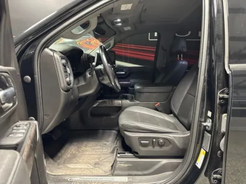 More photos of 2022 Chevrolet Silverado 2500HD LTZ at Seay Motors, KY
