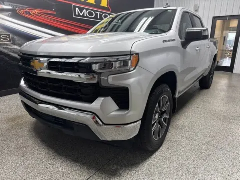 Photos of 2022 Chevrolet Silverado 1500 LT for sale in Mayfield, KY at Seay Motors