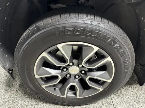 Another view of 2022 Chevrolet Silverado 1500 LT for sale in Mayfield, KY at Seay Motors