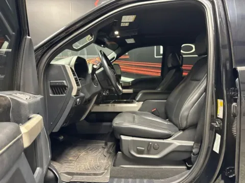 More photos of 2022 Ford F-350SD Lariat at Seay Motors, KY