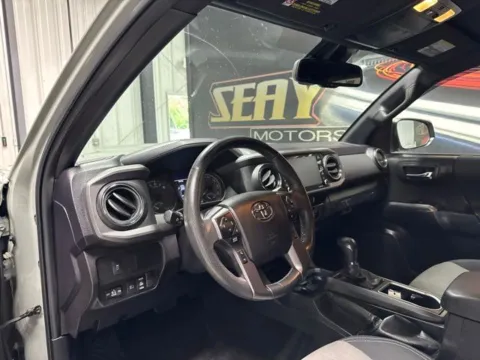 More photos of 2023 Toyota Tacoma TRD Sport at Seay Motors, KY