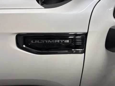 More photos of 2023 GMC Sierra 1500 Denali Ultimate at Seay Motors, KY