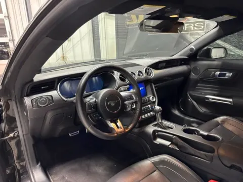 More photos of 2022 Ford Mustang GT Premium at Seay Motors, KY