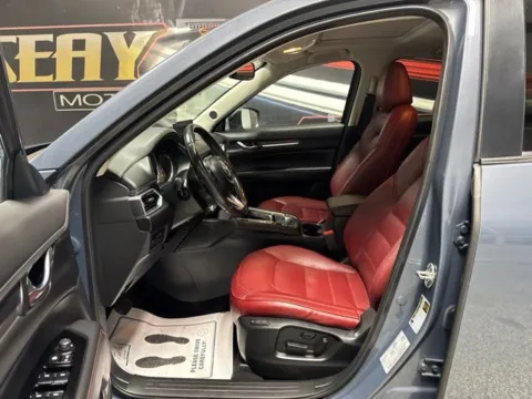 More photos of 2023 Mazda CX-5 2.5 S Carbon Edition at Seay Motors, KY