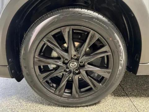 More photos of 2023 Mazda CX-5 2.5 S Carbon Edition at Seay Motors, KY