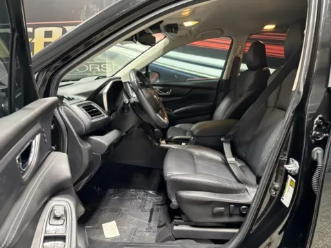 More photos of 2024 Subaru Ascent Limited at Seay Motors, KY