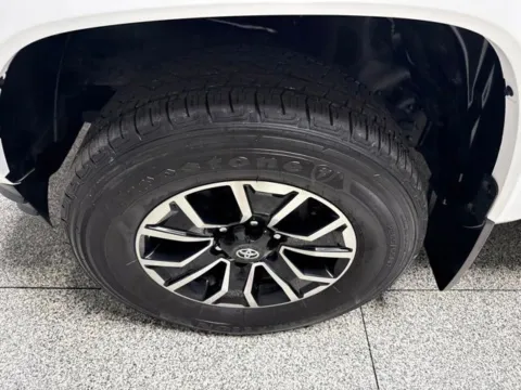 More photos of 2023 Toyota Tacoma TRD Sport at Seay Motors, KY