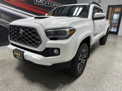 Photos of 2023 Toyota Tacoma TRD Sport for sale in Mayfield, KY at Seay Motors