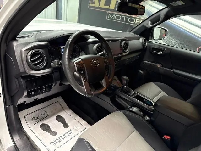 2023 Toyota Tacoma TRD Sport - Photo 6