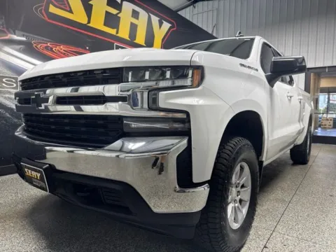Photos of 2019 Chevrolet Silverado 1500 LT for sale in Mayfield, KY at Seay Motors