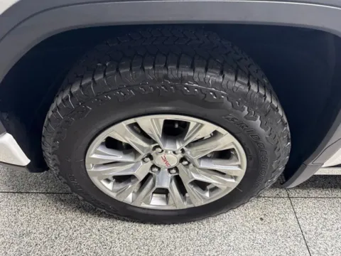 More photos of 2023 GMC Sierra 1500 Denali at Seay Motors, KY