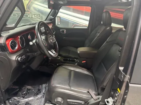 More photos of 2022 Jeep Wrangler Rubicon at Seay Motors, KY