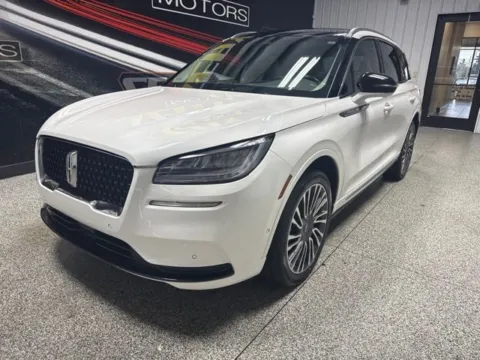 Photos of 2022 Lincoln Corsair Reserve for sale in Mayfield, KY at Seay Motors