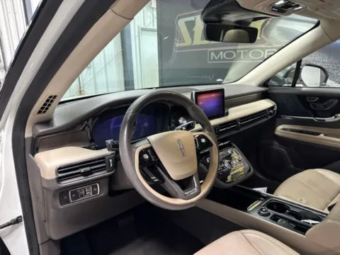 More photos of 2022 Lincoln Corsair Reserve at Seay Motors, KY