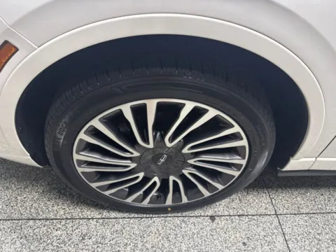 More photos of 2022 Lincoln Corsair Reserve at Seay Motors, KY