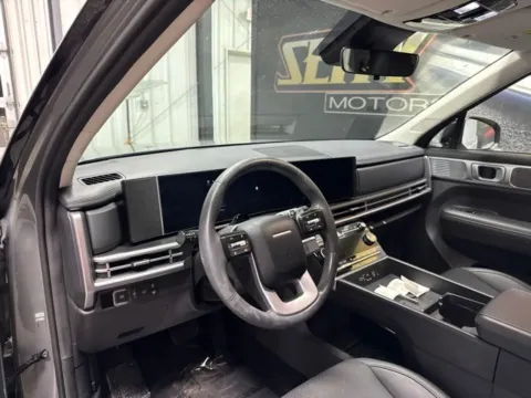 More photos of 2024 Hyundai Santa Fe XRT at Seay Motors, KY