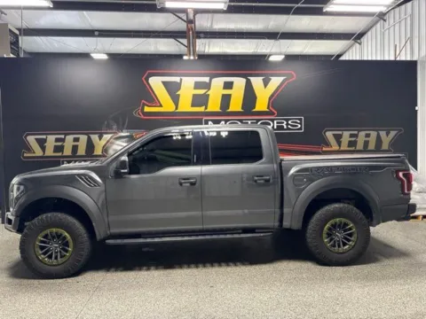 Photos of 2019 Ford F-150 Raptor for sale in Mayfield, KY at Seay Motors