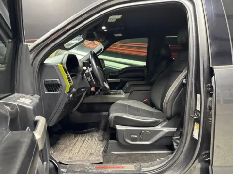More photos of 2019 Ford F-150 Raptor at Seay Motors, KY